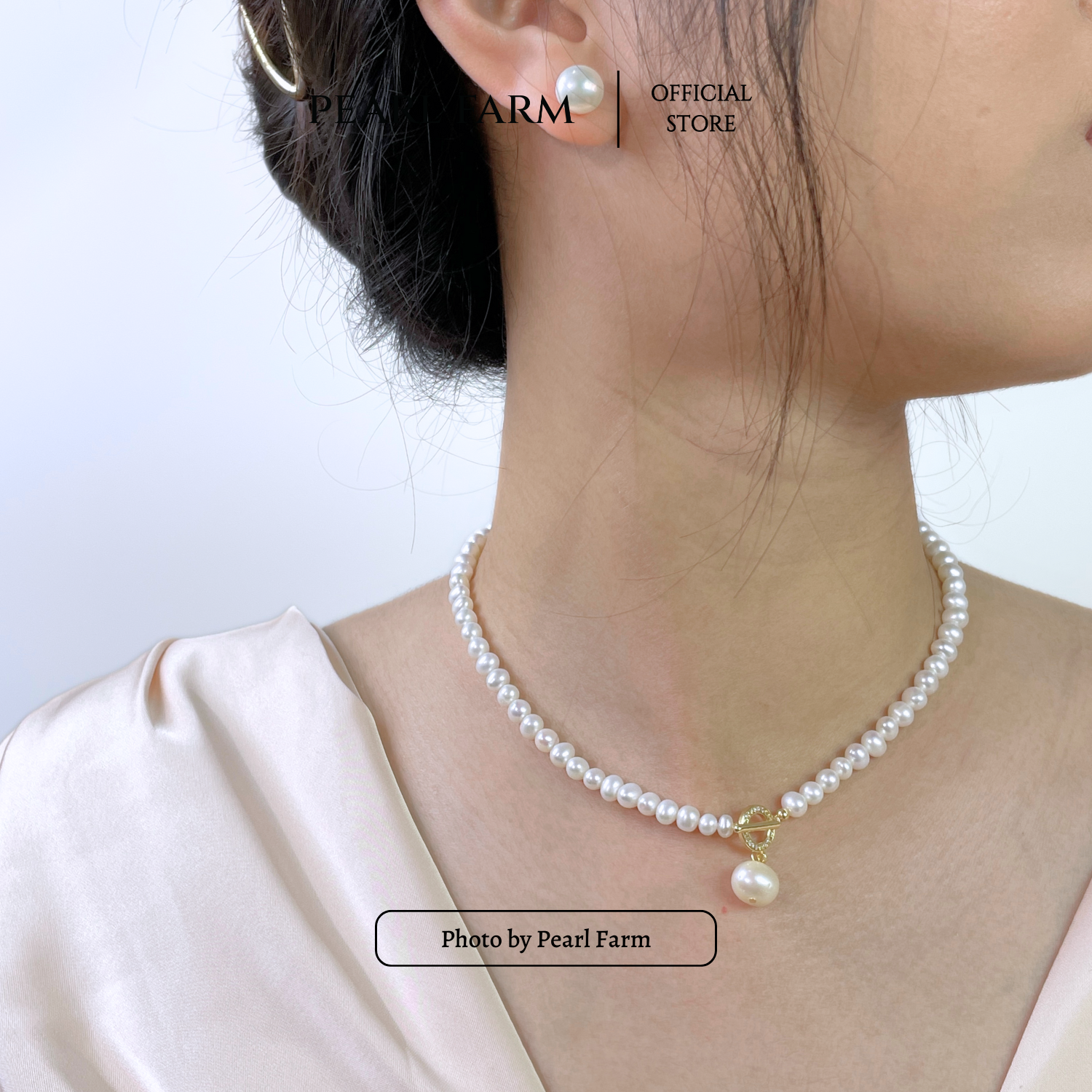 Alternative view of Chuỗi Vòng Cổ Ngọc Trai Khóa O-T Đính Đá